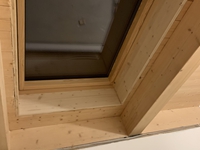 Vor Weihnachten werden die ersten Laibungen mühselig eingebaut