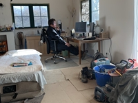 8. März: Stefans provisorischer Arbeitsplatz