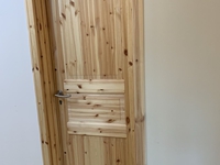 Die Türen werden eingebaut