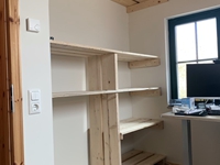 Stefans Arbeitszimmer hat nun genug Platz f&uuml;r Arbeitsmittel